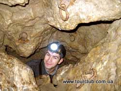 Гонки Анлдеграунд в печері Млинки