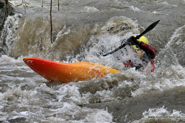 kayaking on the Cheremosh