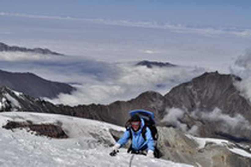 climbing kazbegi