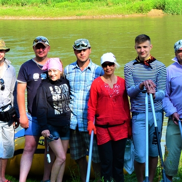 Rafting on the DNIESTER: Weekend on the river